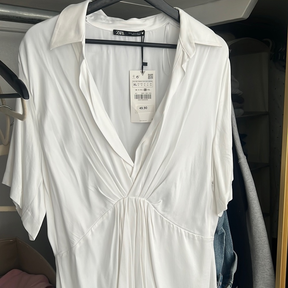 Satin white pleated shirt dress